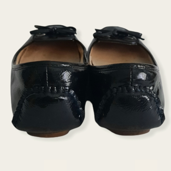 MICHAEL KORS black Leather patent shoes w/ bow - Picture 4 of 10